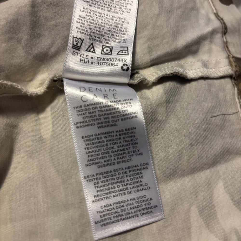 Reselling - Picture 8 of 8